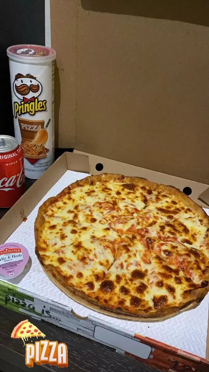 Fresh Gourmet Pizza