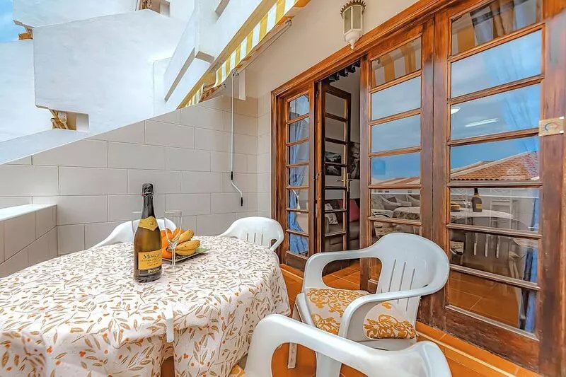 1 bdr apartment with heated pool, close to the beach, Complex Garden City