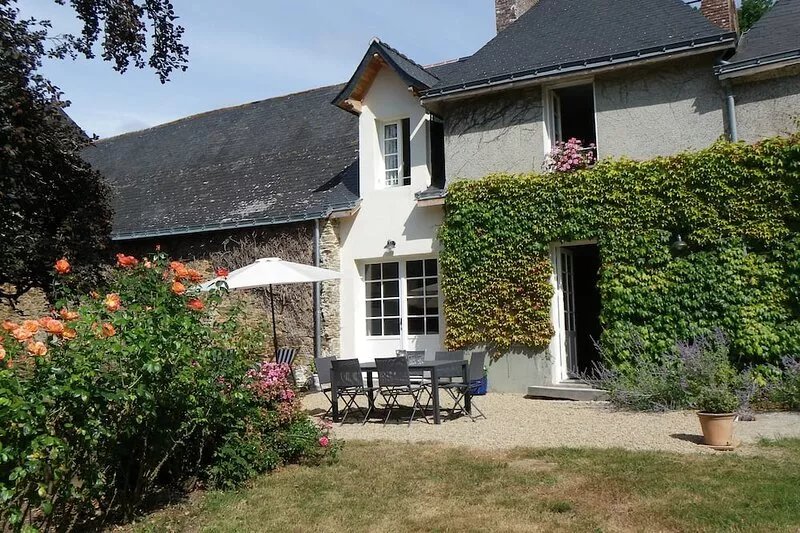 Gîte du Val d'Erdre in a charming property on the banks of the Erdre