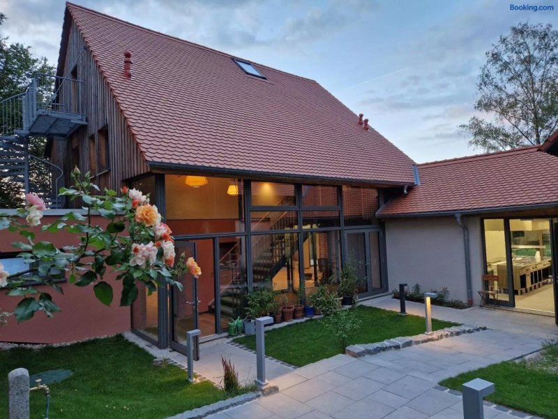 Ada's Buka Chalet Auf Dem Felsberg