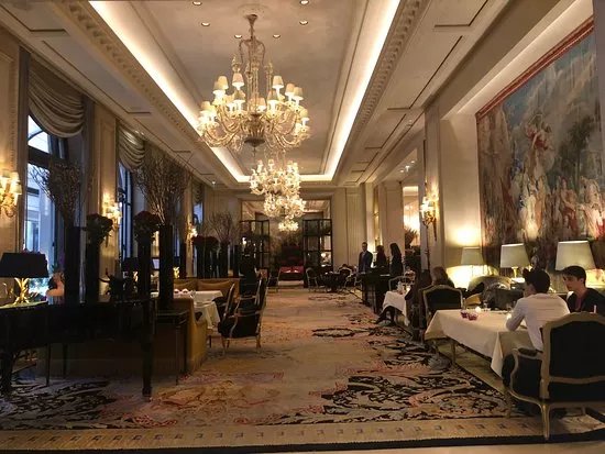 Le Bar - Four Seasons Hotel George V