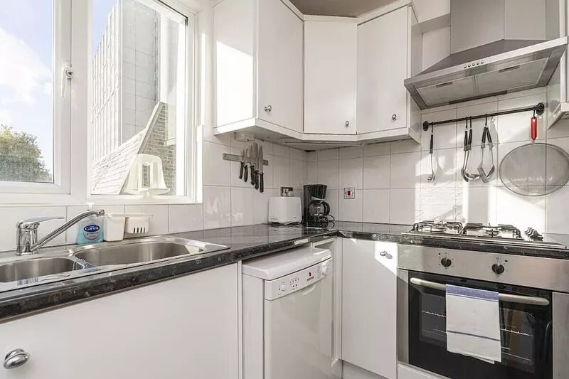 JOIVY Adorable 1 bed flat in West Brompton (sleeps 4)