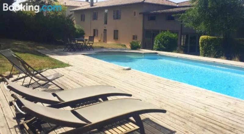 La Grange de la Batone - Bed and Breakfast
