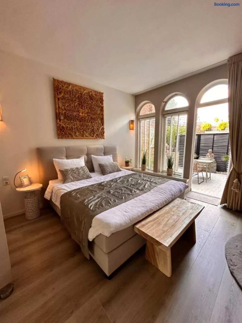 Zen B & B