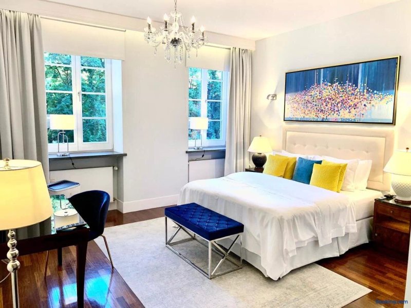 Mondrian Luxury Suites UNESCO Old Town