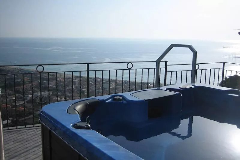 Nicotera Palmentieri tower with sea view