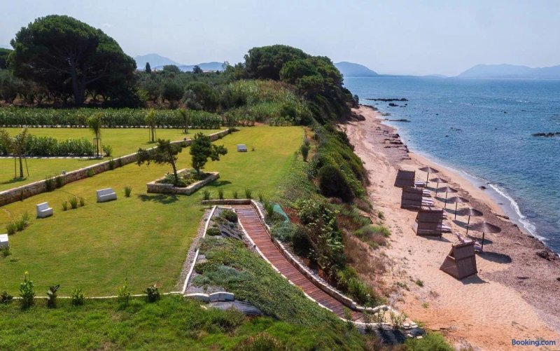 The Luxury Villas