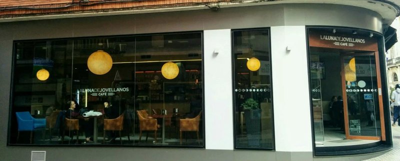 Cafeteria la Luna de Jovellanos