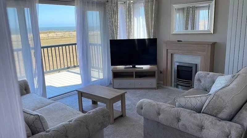 Stunning caravan with full sea views at Broadland Sands in Suffolk ref 20236BS
