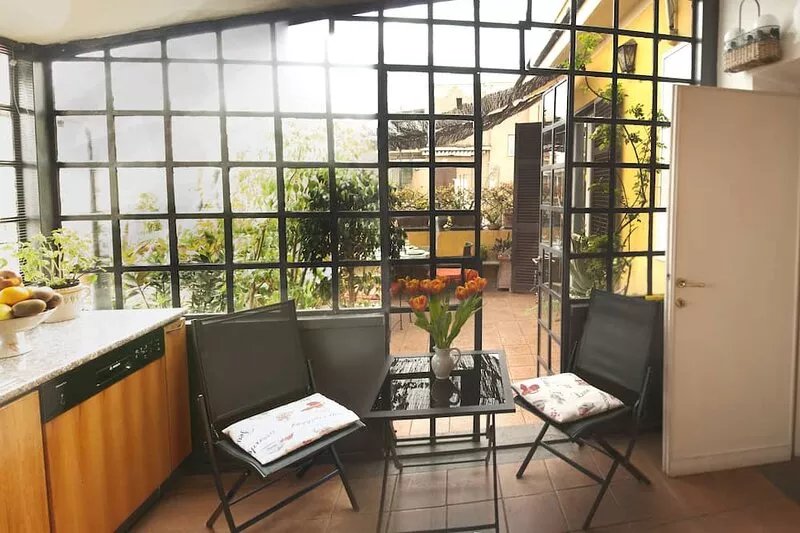Apartment Fiore is big, romantic,  green terrace close Trastevere and Vatican