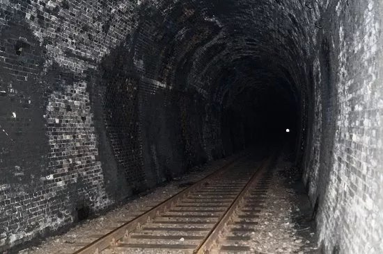 Tunel Pod Malym Wolowcem