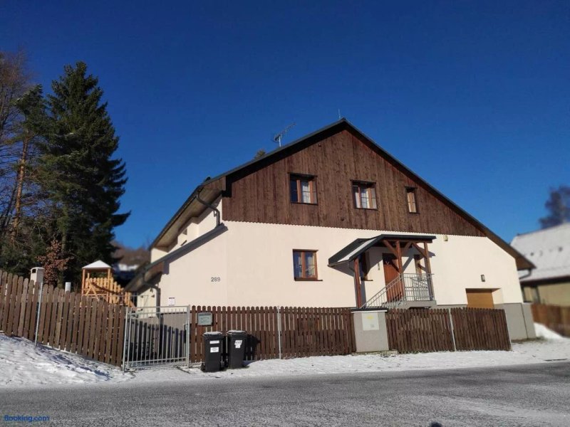 Haus Tolstejn