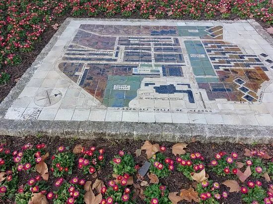 Jardins De Montbau