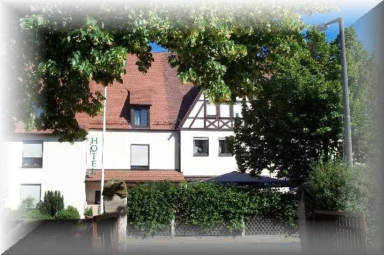 Landgasthof Hotel "Gruener Baum"