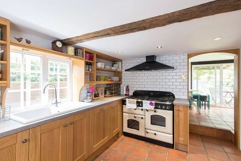 Charming 18C Thatched Cottage Newly Renovated