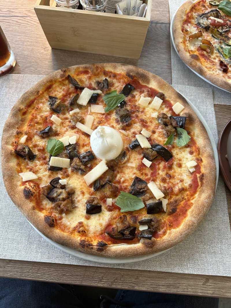 Ristorante Pizzeria Sharme