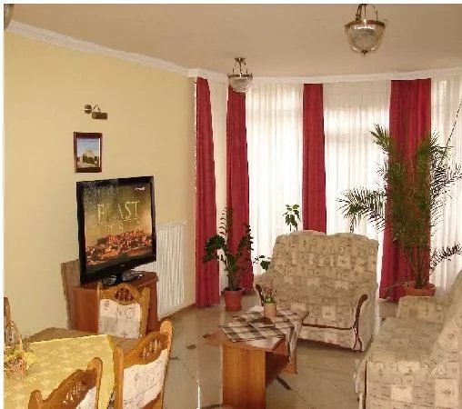 Club Unicum Aparment House