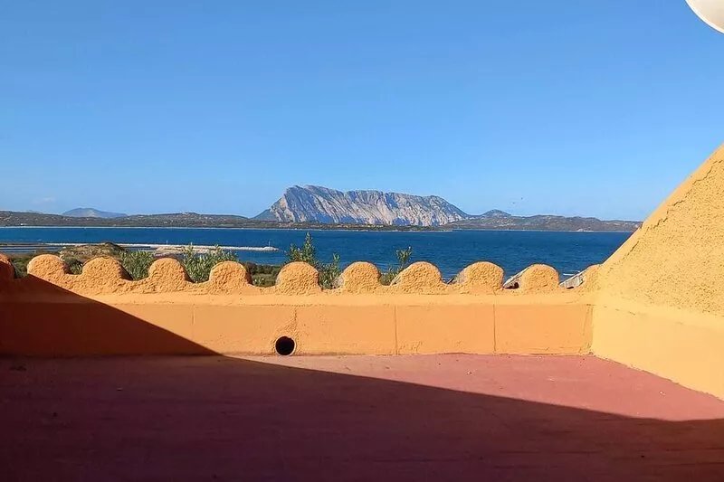 Villa at San Teodoro - near the sea and city center: nature, views and silence!