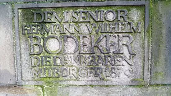 Boedecker statue