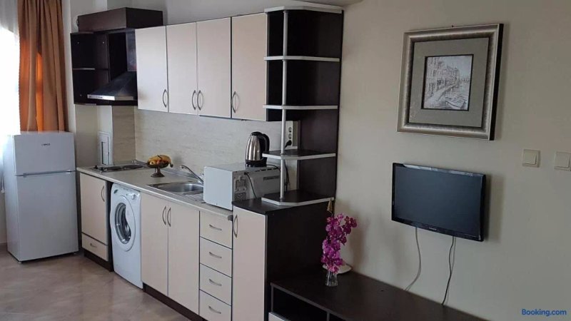 Tashevi Apartments