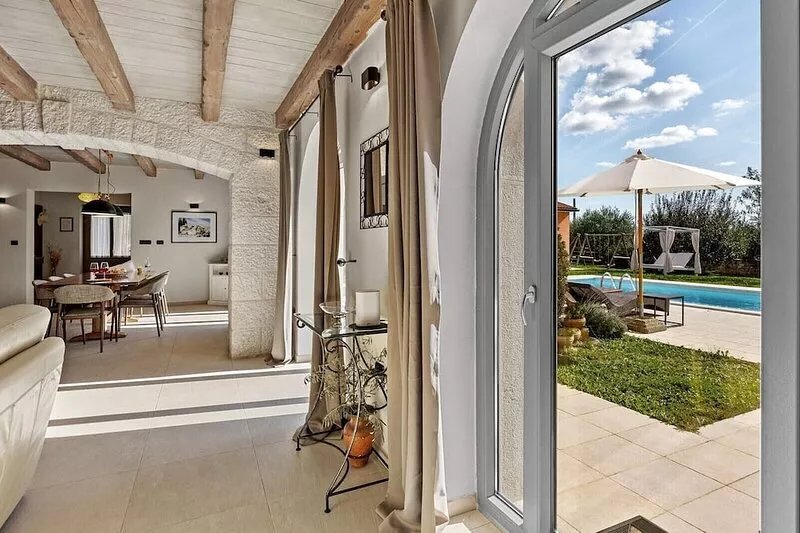 Villa Gimino - Beautiful villa with heated private pool, table football and