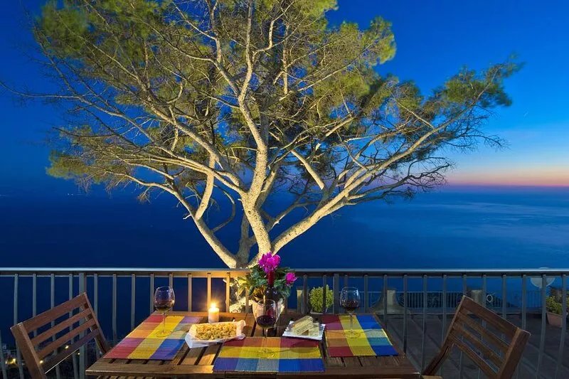 Zaffiro apartment with panoramic sea view between Amalfi and Positano