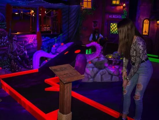 The Hook Adventure Glow Golf