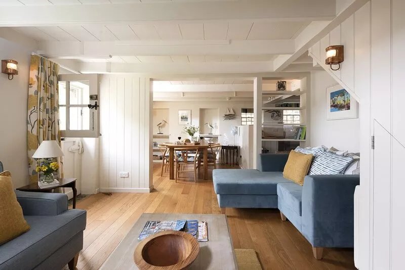 Navas Nook, Dog Friendly Waterfront Cottage