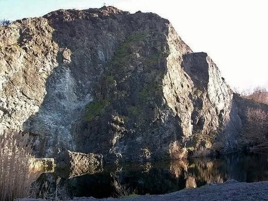 La "Pietra Nera" dello Stirone