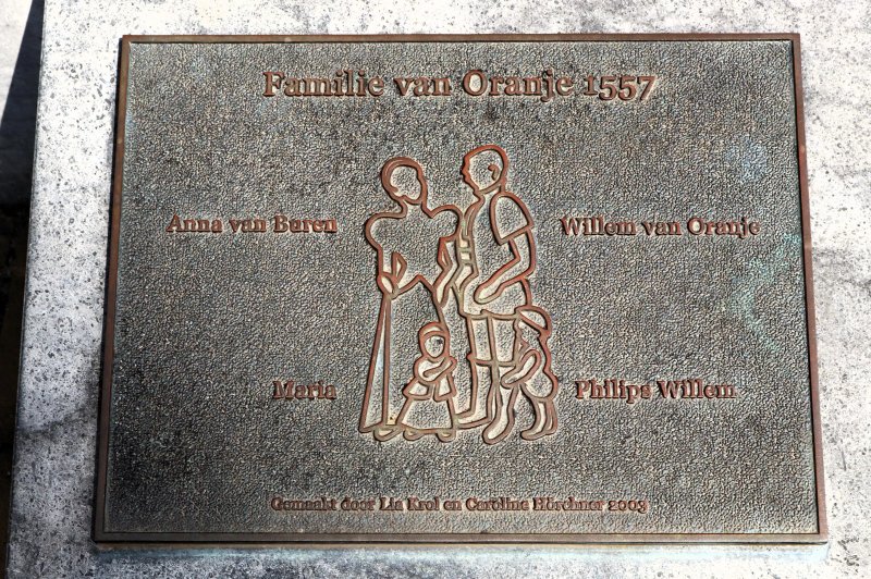 Statue of William the Silent and Anna van Buren