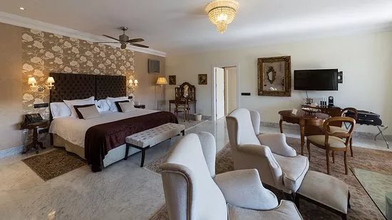 Hotel Los Cinco Enebros