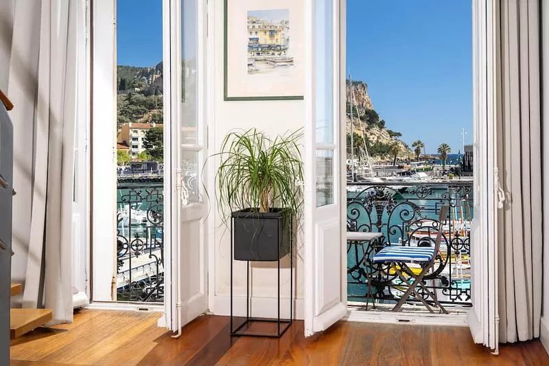 Mistral, Charming duplex suite, view of Cassis harbor