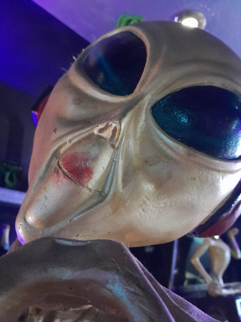 The Alien Bar