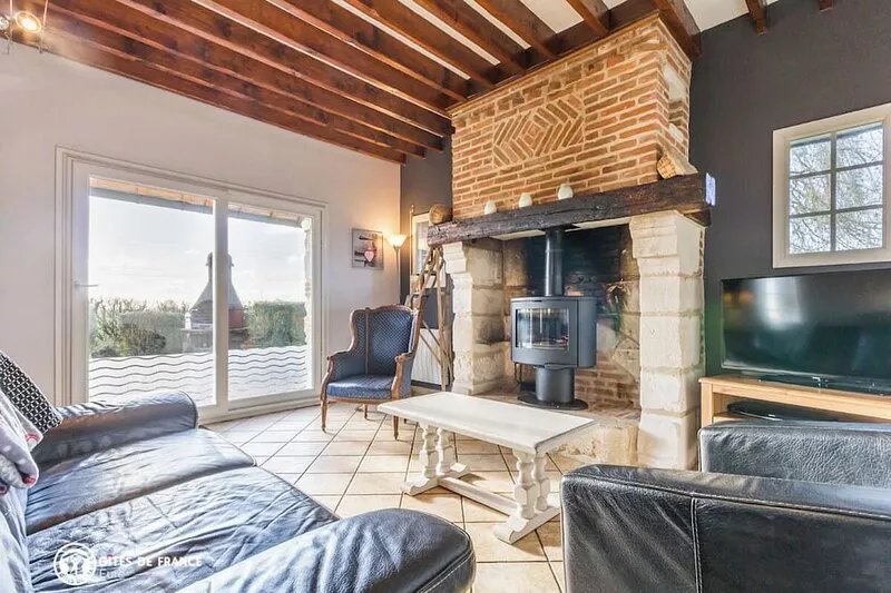 charming house on the plateau near the Seine