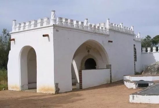 Tumular Chapel of Garcia de Resende (Evora)