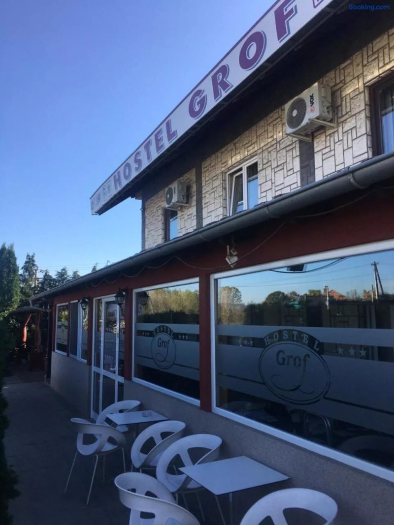 Hostel Grof