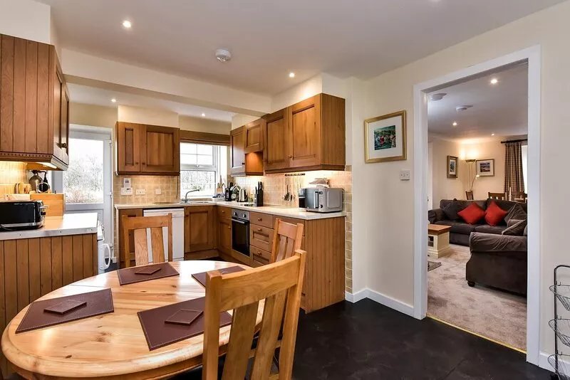 Farm Cottage 2 -  a spacious house that sleeps up to 10 guests