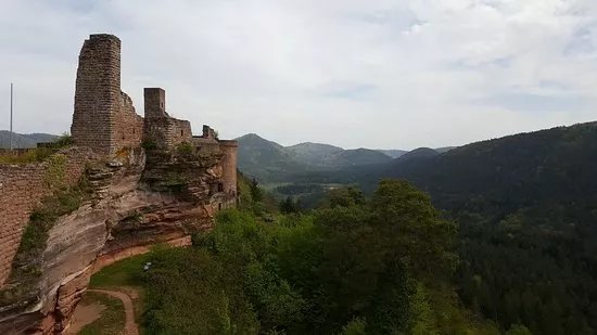 Altdahn Castle