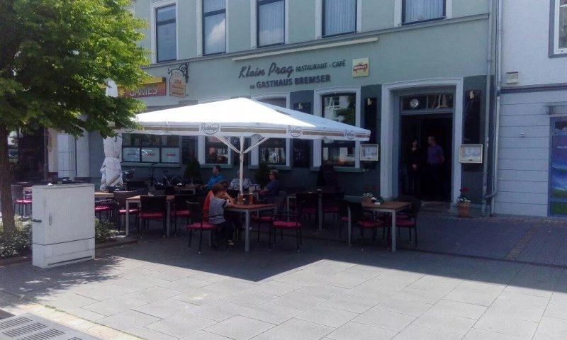 Klein Prag Im Gasthaus Bremser
