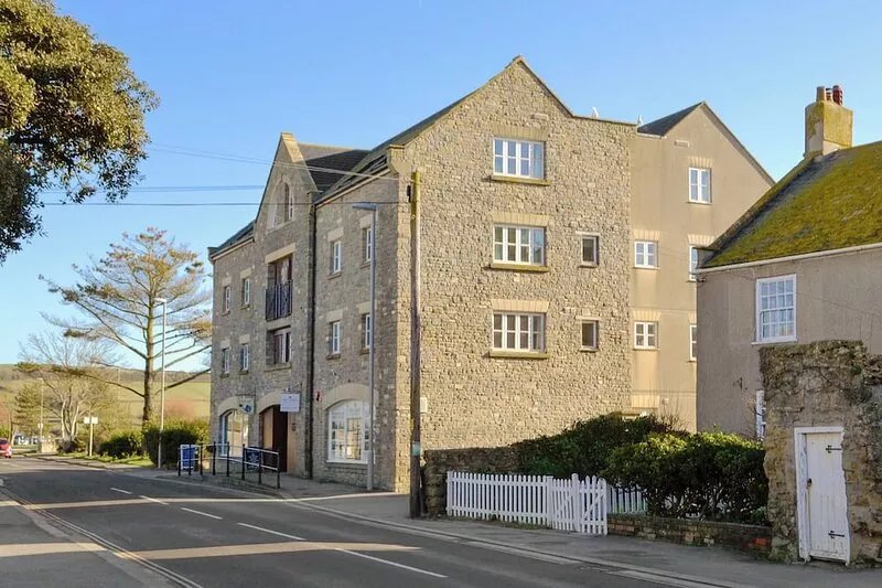 2 bedroom accommodation in Bridport