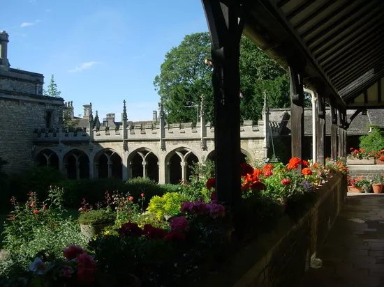 Browne's Hospital and Museum