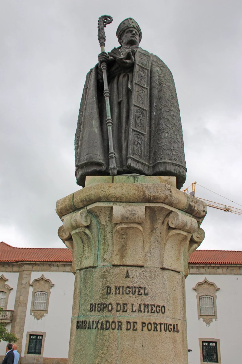 Estatua de Dom Miguel