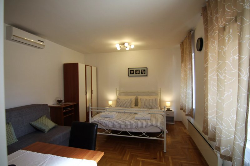 Apartment Mavero