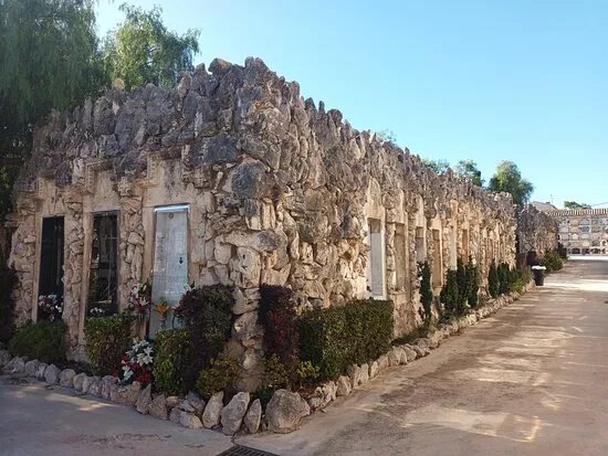 Cementerio De Vilanova I La Geltru