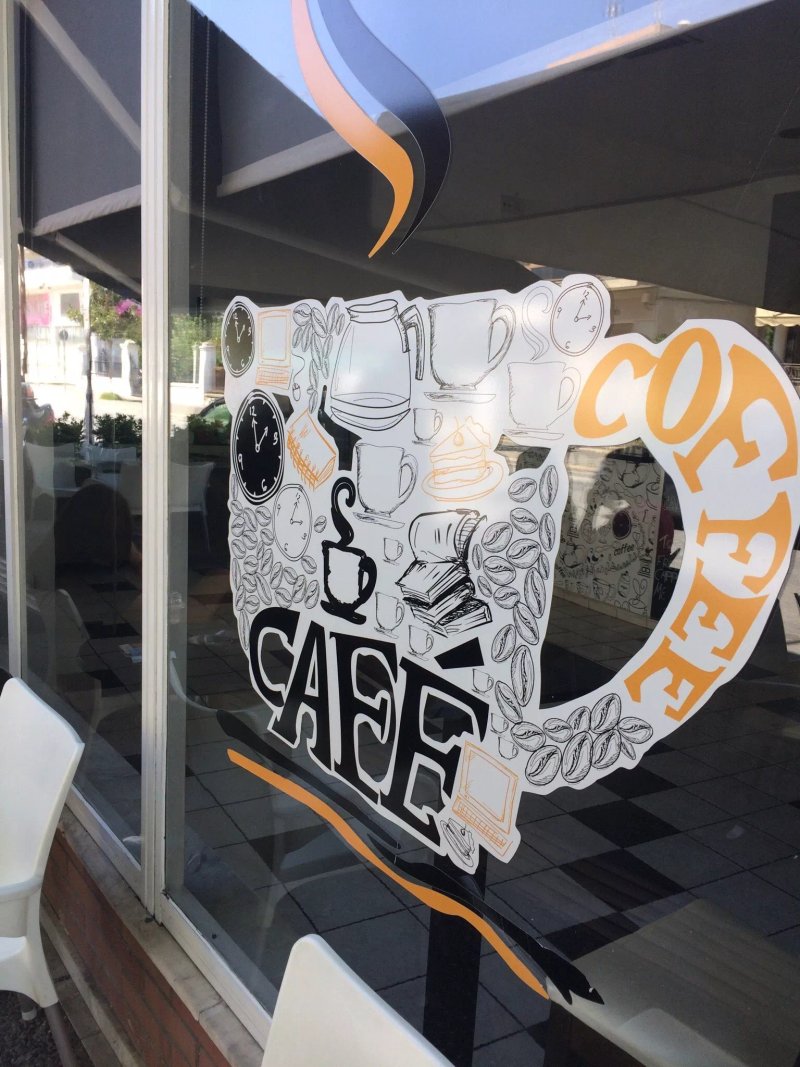 Aspro Mavro Bougatsa Cafe