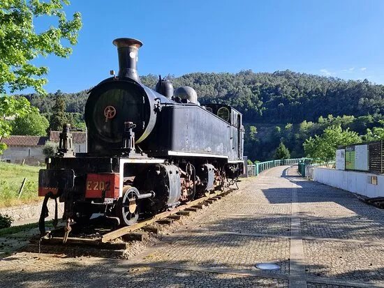 Locomotiva CP E202