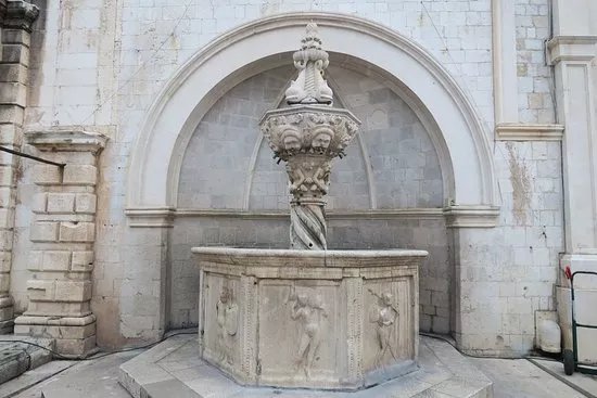 Little Onofrio Fountain