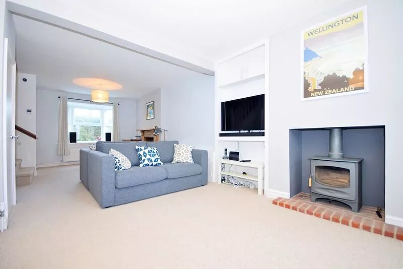 Broyle House, Chichester -  a family house that sleeps 4 guests  in 2 bedrooms