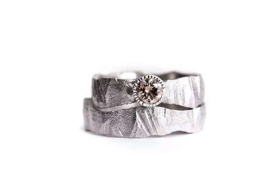 Liesbeth Busman Goldsmith Jewelry