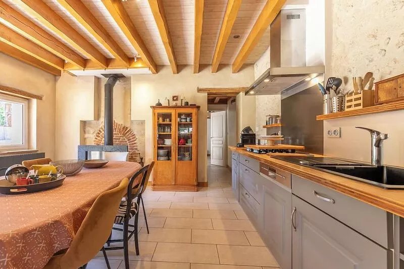 L'As de Seur, gîte classé, heated pool + garden, village center